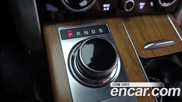 Land Rover Range Rover 2020, фото 9