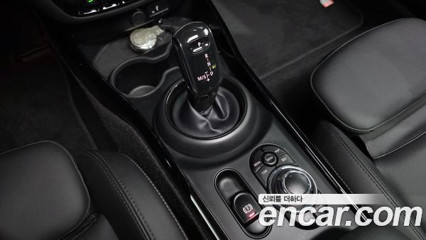 MINI CLUBMAN 2023, фото 9