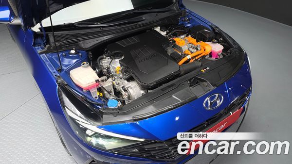 Hyundai Elantra 2023, фото 6