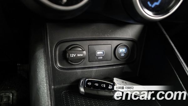 Hyundai Venue 2020, фото 20
