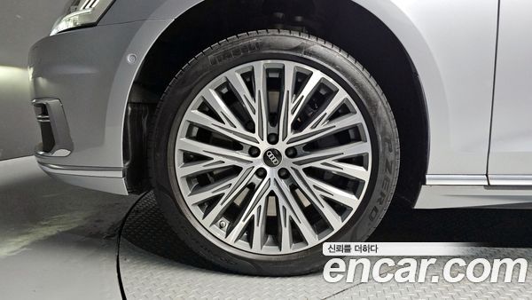 Audi A8 2021, фото 5