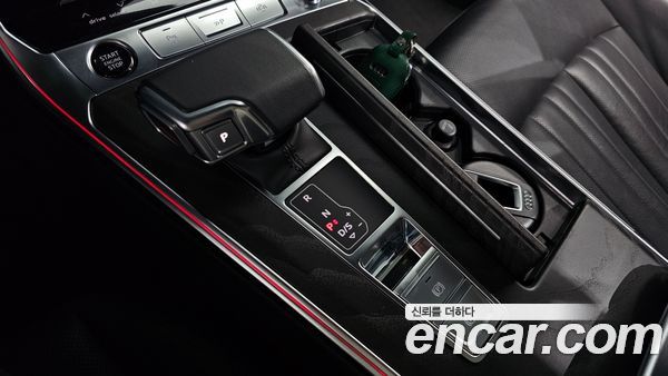 Audi A6 2023, фото 9