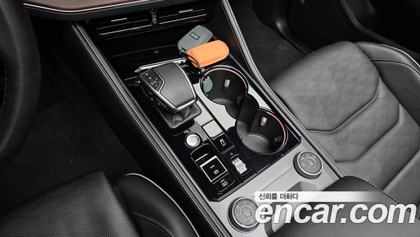 Volkswagen Touareg 2024, фото 9