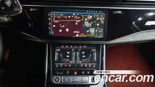Audi Q7 2021, фото 13