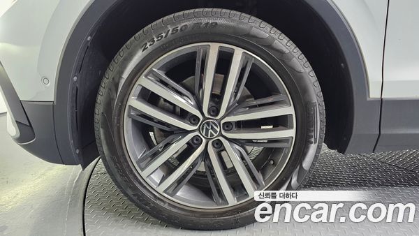 Volkswagen Tiguan 2023, фото 5