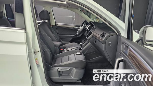 Volkswagen Tiguan 2023, фото 12