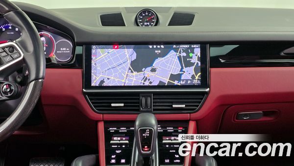 Porsche Cayenne 2020, фото 15