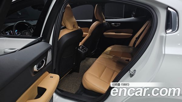Volvo S60 2024, фото 12