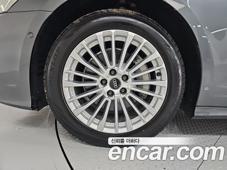 Audi A6 2021, фото 5