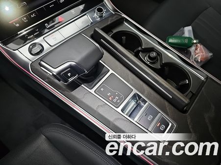 Audi A6 2021, фото 9