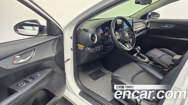 Kia K3 2021, фото 11