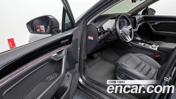 Volkswagen Touareg 2020, фото 10