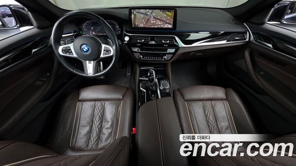 BMW 5 Series 2022, фото 7