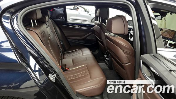 BMW 5 Series 2022, фото 12