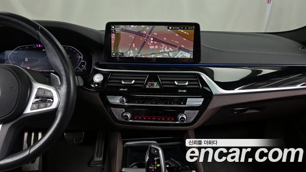 BMW 5 Series 2022, фото 14