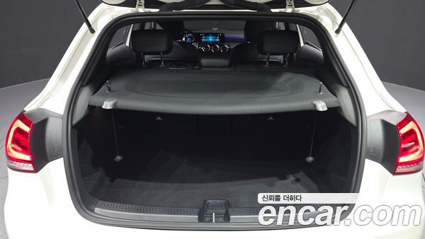 Mercedes-Benz A-Class 2023, фото 20
