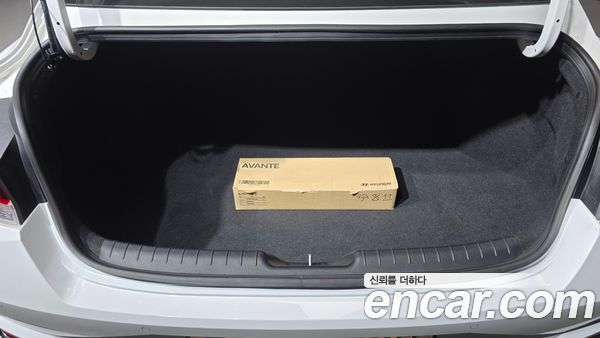Hyundai Elantra 2021, фото 20