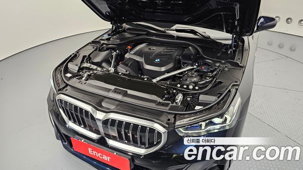 BMW 5 Series 2025, фото 6