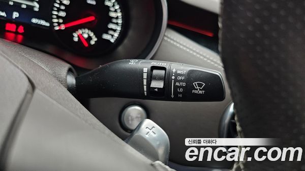 Kia Stinger 2021, фото 29