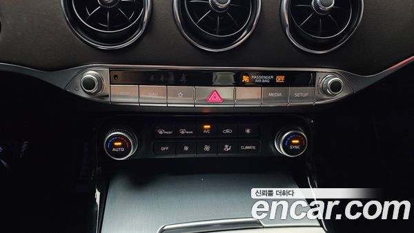 Kia Stinger 2021, фото 31