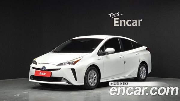 Toyota Prius 2021