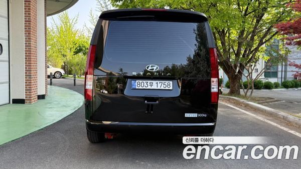 Hyundai Staria 2025, фото 4