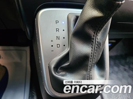 Hyundai Staria 2025, фото 9