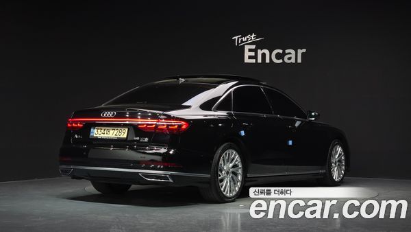 Audi A8 2021
