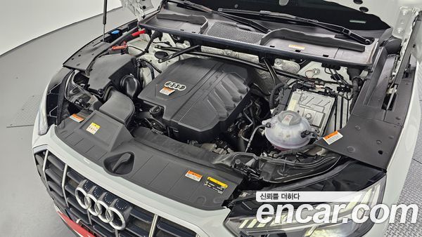 Audi Q5 2021, фото 6