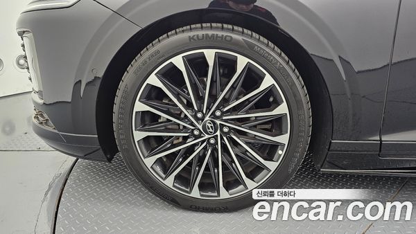 Hyundai Grandeur 2023, фото 5