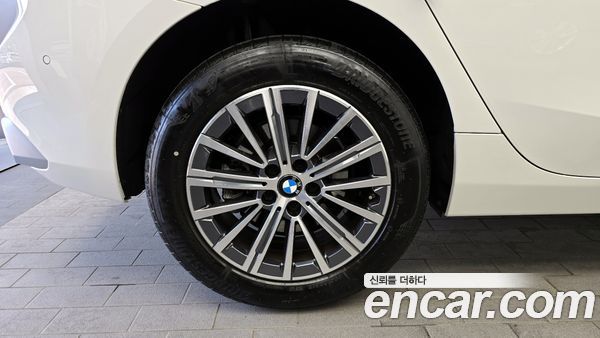 BMW 2 Series 2024, фото 5