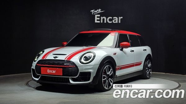 MINI CLUBMAN 2023
