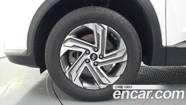 Hyundai Santa Fe 2023, фото 5
