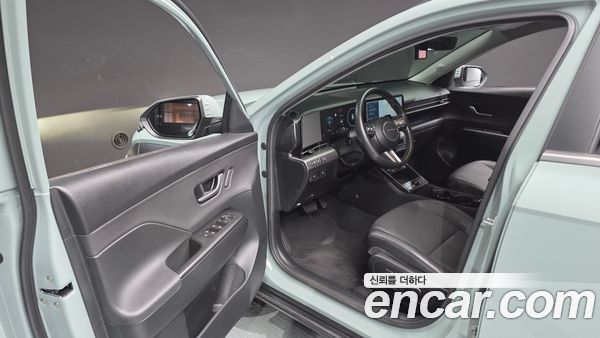 Hyundai Kona 2023, фото 13