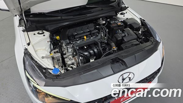 Hyundai Elantra 2021, фото 6