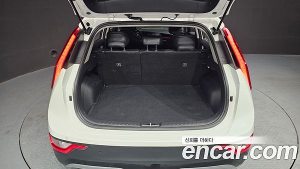 Kia Niro 2024, фото 26