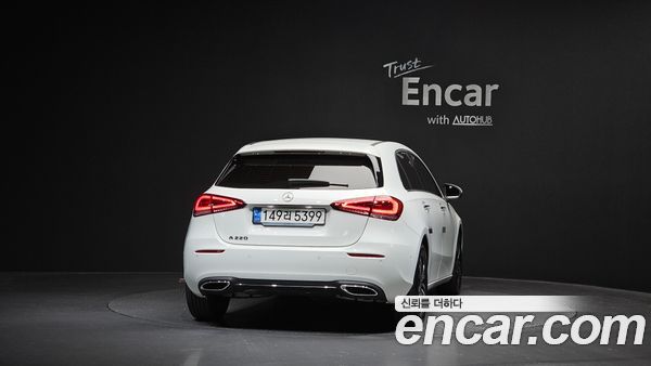 Mercedes-Benz A-Class 2023, фото 4