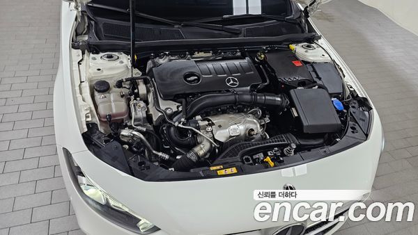 Mercedes-Benz A-Class 2023, фото 6