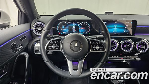 Mercedes-Benz A-Class 2023, фото 18