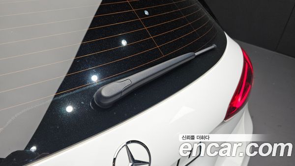 Mercedes-Benz A-Class 2023, фото 30