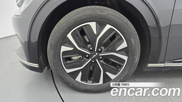 Kia EV6 2022, фото 5