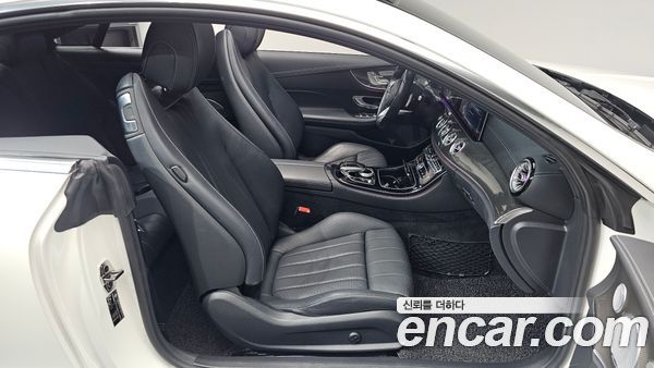 Mercedes-Benz E-Class 2020, фото 16