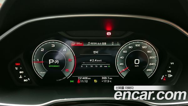 Audi Q3 2022, фото 8