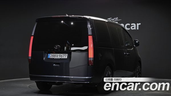 Hyundai Staria 2023, фото 2