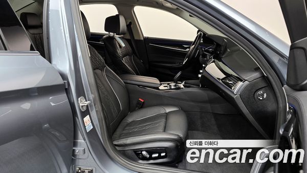 BMW 5 Series 2020, фото 16