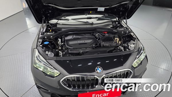 BMW 2 Series 2024, фото 6