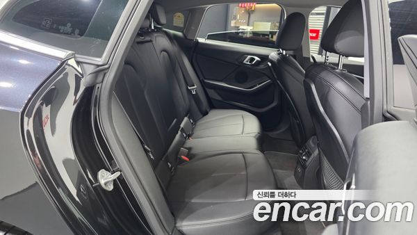 BMW 2 Series 2024, фото 18