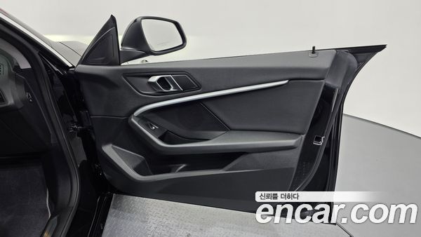 BMW 2 Series 2024, фото 14
