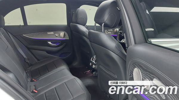 Mercedes-Benz E-Class 2022, фото 10
