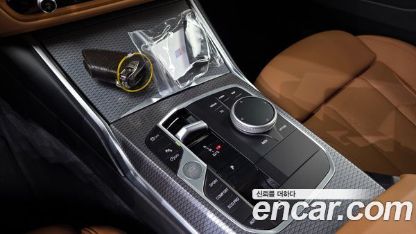 BMW 3 Series 2024, фото 9